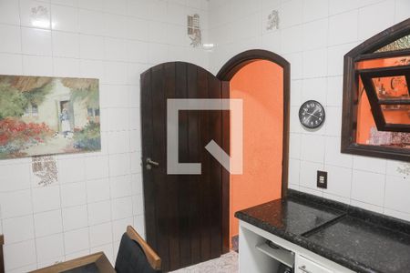 Casa à venda com 175m², 3 quartos e 2 vagasCozinha