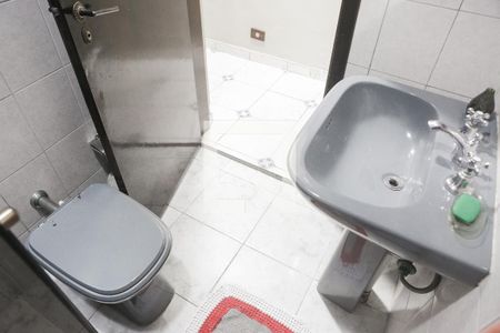 Casa à venda com 175m², 3 quartos e 2 vagasBanheiro