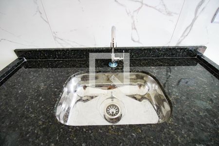 Cozinha - Torneira de kitnet/studio para alugar com 2 quartos, 43m² em Jardim Regis, São Paulo