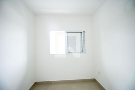Quarto 1 de apartamento para alugar com 2 quartos, 43m² em Jardim Regis, São Paulo