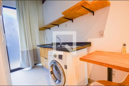 Cozinha de apartamento para alugar com 1 quarto, 20m² em Vila Clementino, São Paulo
