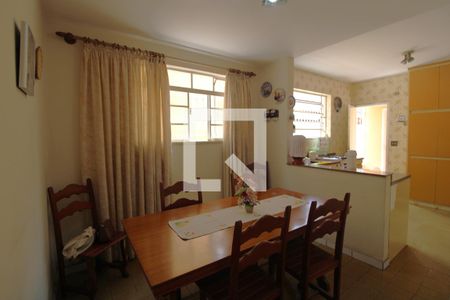 Casa à venda com 262m², 3 quartos e 2 vagasCopa