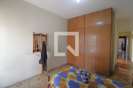 Casa à venda com 262m², 3 quartos e 2 vagasSuíte