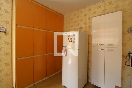 Casa à venda com 262m², 3 quartos e 2 vagasCozinha