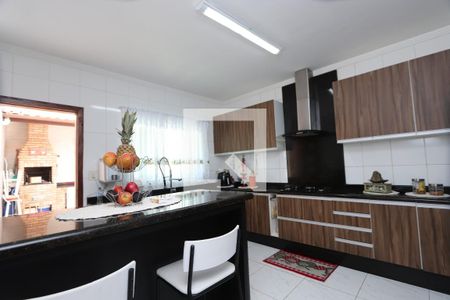 Casa à venda com 427m², 3 quartos e 2 vagasCozinha