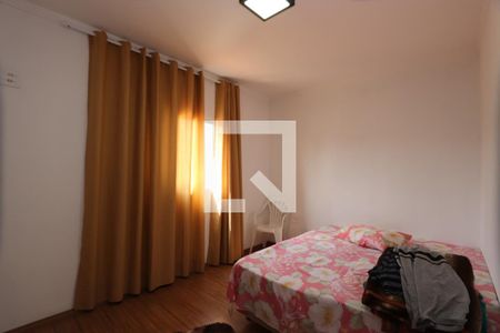 Casa à venda com 427m², 3 quartos e 2 vagasQuarto