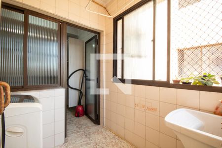 Apartamento à venda com 82m², 3 quartos e 2 vagas Apartamento à venda com 82m², 3 quartos e 2 vagasÁrea de Serviço