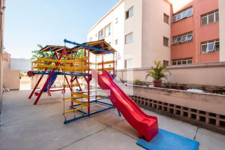 Apartamento à venda com 82m², 3 quartos e 2 vagas Apartamento à venda com 82m², 3 quartos e 2 vagasÁrea comum - Playground
