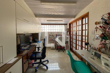 Escritório de casa de condomínio à venda com 4 quartos, 180m² em Buritis, Belo Horizonte