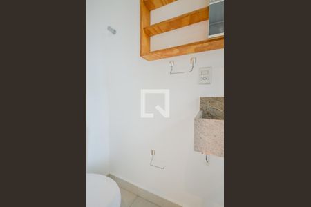 Banheiro de kitnet/studio para alugar com 1 quarto, 16m² em Vila Clementino, São Paulo