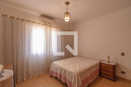 Casa para alugar com 385m², 4 quartos e 4 vagasQuarto 4