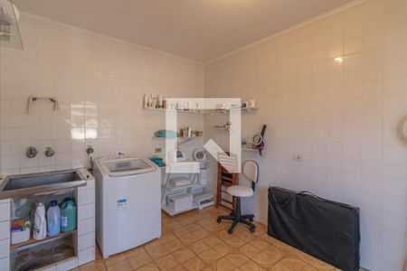 Casa para alugar com 385m², 4 quartos e 4 vagasLavanderia