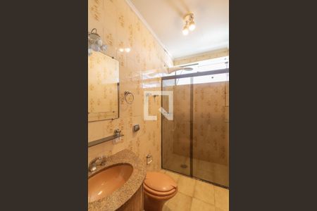 Casa para alugar com 385m², 4 quartos e 4 vagasBanheiro 3