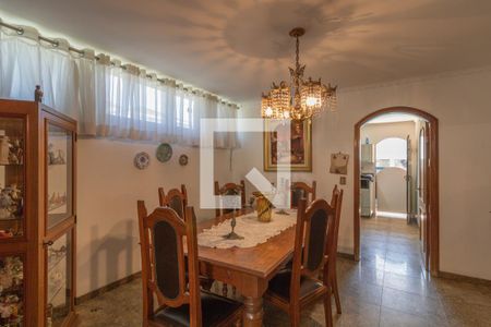 Casa para alugar com 385m², 4 quartos e 4 vagasSala de Jantar