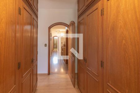 Casa para alugar com 385m², 4 quartos e 4 vagasCloset da suíte 1