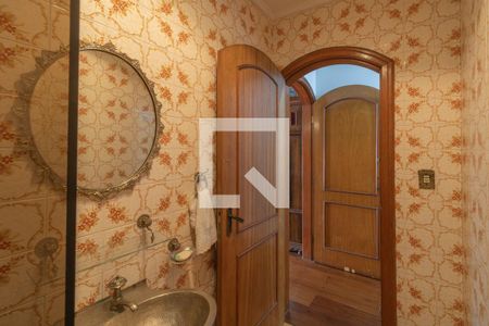 Casa para alugar com 385m², 4 quartos e 4 vagasBanheiro 1