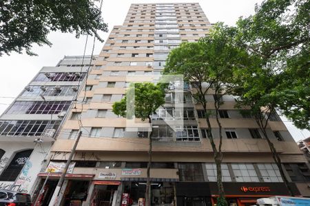 Apartamento à venda com 108m², 2 quartos e sem vaga Apartamento à venda com 108m², 2 quartos e sem vagaFachada