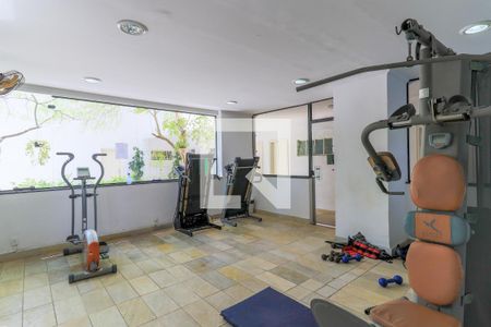 Apartamento à venda com 113m², 3 quartos e 2 vagas Apartamento à venda com 113m², 3 quartos e 2 vagasÁrea comum - Academia