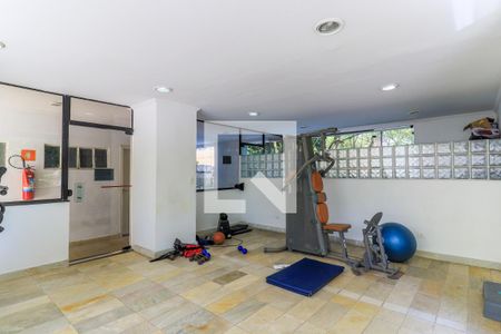 Apartamento à venda com 113m², 3 quartos e 2 vagas Apartamento à venda com 113m², 3 quartos e 2 vagasÁrea comum - Academia