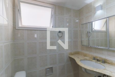 Apartamento à venda com 113m², 3 quartos e 2 vagas Apartamento à venda com 113m², 3 quartos e 2 vagasBanheiro Corredor