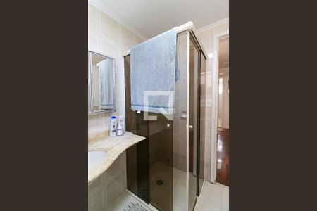 Apartamento à venda com 113m², 3 quartos e 2 vagas Apartamento à venda com 113m², 3 quartos e 2 vagasBanheiro Corredor