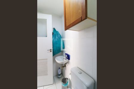 Apartamento à venda com 113m², 3 quartos e 2 vagas Apartamento à venda com 113m², 3 quartos e 2 vagasBanheiro de serviço