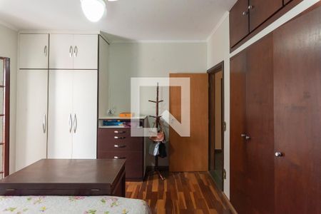 Casa à venda com 200m², 3 quartos e 2 vagasQuarto 1