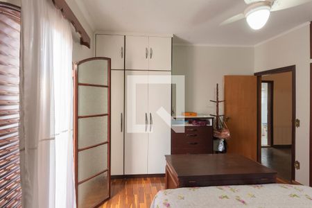 Casa à venda com 200m², 3 quartos e 2 vagasQuarto 1