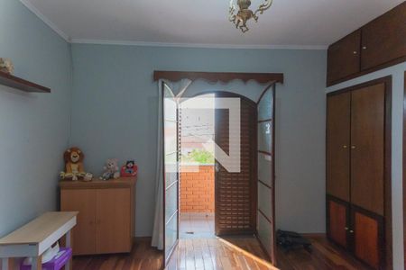 Casa à venda com 200m², 3 quartos e 2 vagasQuarto 2