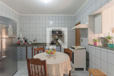 Casa à venda com 200m², 3 quartos e 2 vagasCozinha