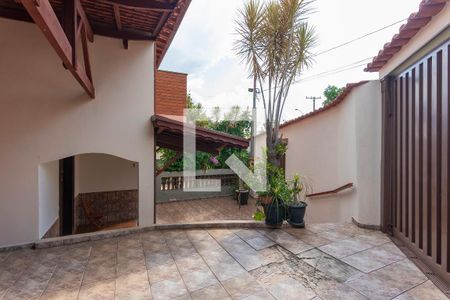 Casa à venda com 200m², 3 quartos e 2 vagasGaragem