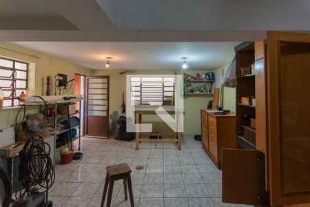 Casa à venda com 200m², 3 quartos e 2 vagasOficina