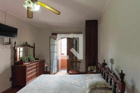 Casa à venda com 200m², 3 quartos e 2 vagasSuíte