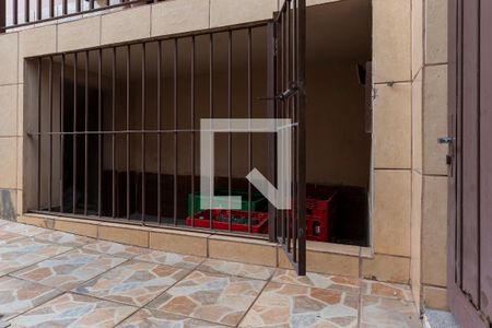 Casa à venda com 200m², 3 quartos e 2 vagasCanil