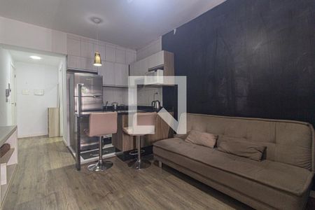 Sala de kitnet/studio para alugar com 1 quarto, 33m² em Centro, Curitiba