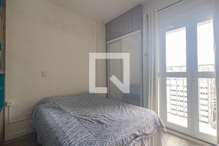 Quarto de kitnet/studio para alugar com 1 quarto, 33m² em Centro, Curitiba