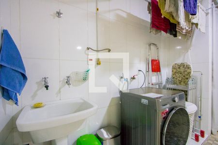 Casa de condomínio para alugar com 198m², 3 quartos e 2 vagas Casa de condomínio para alugar com 198m², 3 quartos e 2 vagasÁrea de serviço