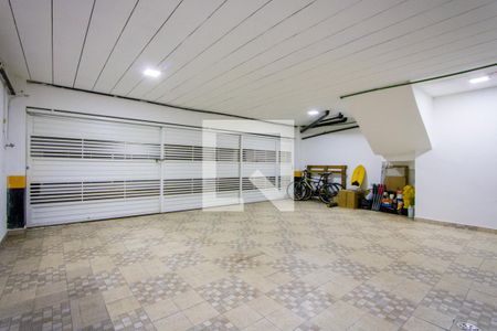 Casa de condomínio para alugar com 198m², 3 quartos e 2 vagas Casa de condomínio para alugar com 198m², 3 quartos e 2 vagasGaragem