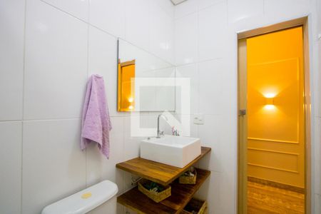 Casa de condomínio para alugar com 198m², 3 quartos e 2 vagas Casa de condomínio para alugar com 198m², 3 quartos e 2 vagasBanheiro do Quarto 1