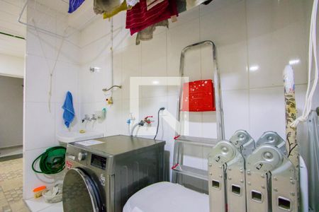 Casa de condomínio para alugar com 198m², 3 quartos e 2 vagas Casa de condomínio para alugar com 198m², 3 quartos e 2 vagasÁrea de serviço