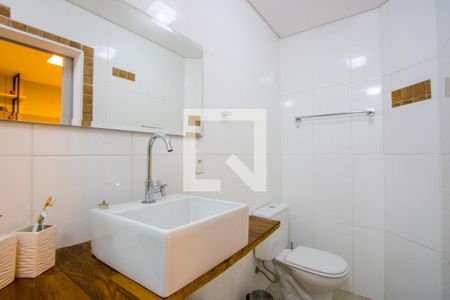Casa de condomínio para alugar com 198m², 3 quartos e 2 vagas Casa de condomínio para alugar com 198m², 3 quartos e 2 vagasBanheiro do Quarto 1