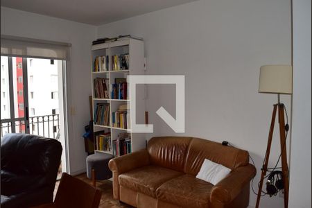 Sala de estar de apartamento para alugar com 2 quartos, 100m² em Sumarezinho, São Paulo