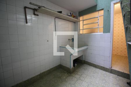 Casa à venda com 185m², 3 quartos e 1 vagaÁrea de Serviço