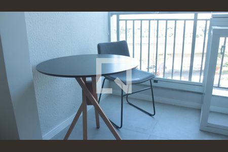 Apartamento para alugar com 25m², 1 quarto e sem vagaSacada