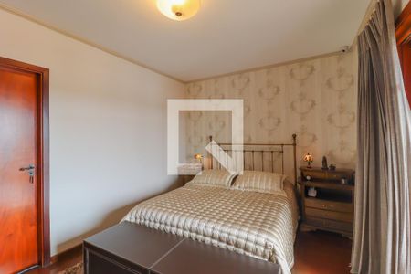 Casa de condomínio à venda com 420m², 5 quartos e 3 vagasSuíte