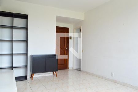 Apartamento para alugar com 47m², 1 quarto e 1 vagaSala