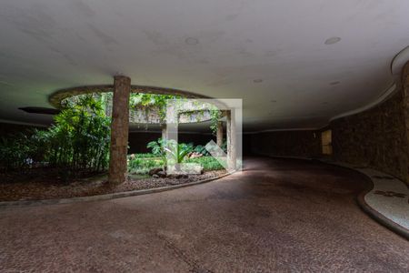 Apartamento à venda com 245m², 4 quartos e 4 vagas