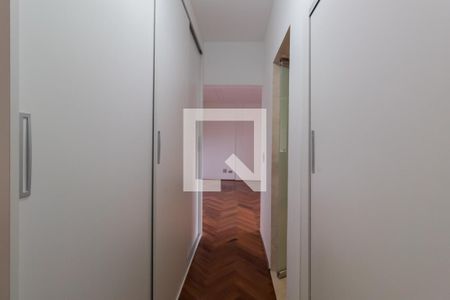 Apartamento à venda com 245m², 4 quartos e 4 vagas Apartamento à venda com 245m², 4 quartos e 4 vagasSuíte 1