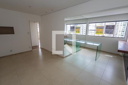 Sala de apartamento para alugar com 2 quartos, 80m² em Ouro Preto, Belo Horizonte