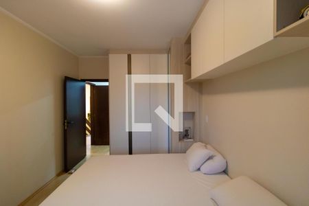 Casa de condomínio para alugar com 420m², 4 quartos e 4 vagasSuíte 02